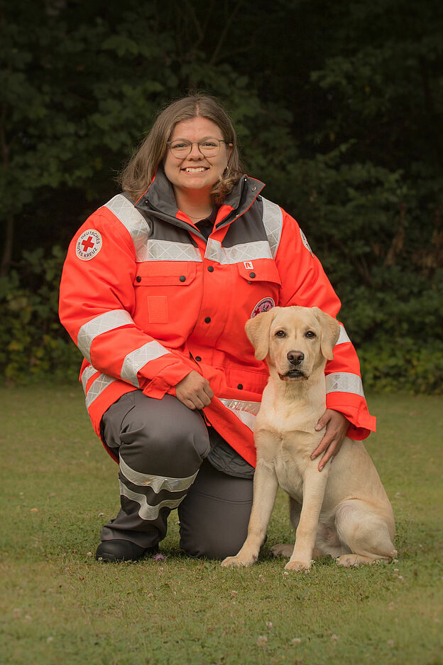 DRK_Rettungshunde_Stefanie_Weber_und_Lenny