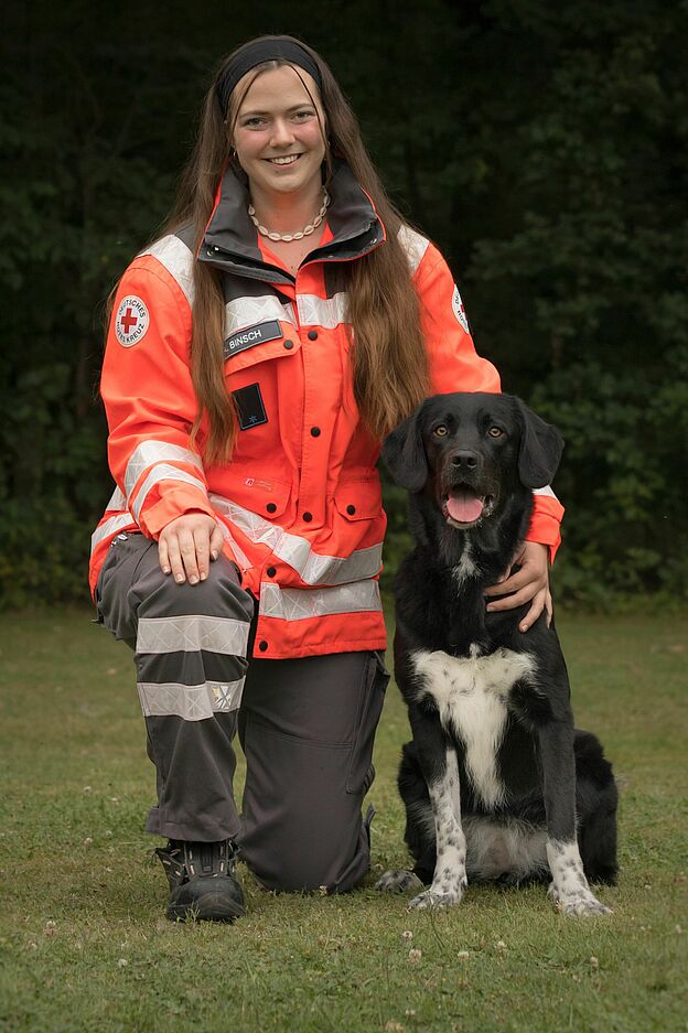 DRK_Rettungshunde_Antonia_Binsch__Emy