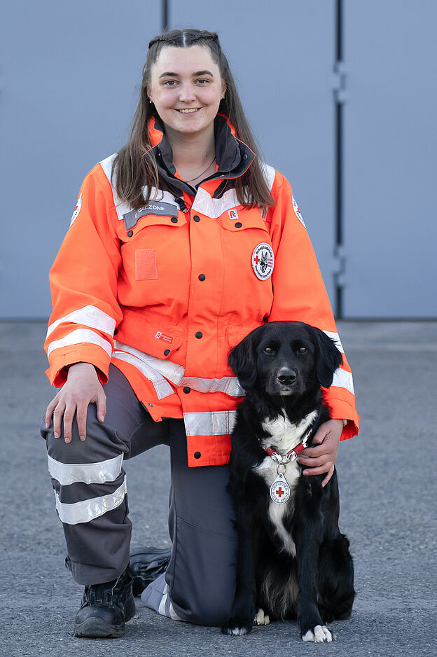 DRK-Rettungshundestaffel-Celina_Calzone_mit_Coco