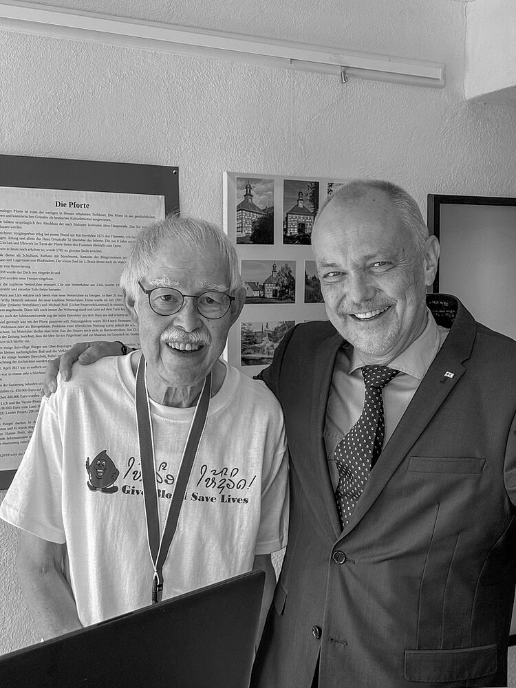 Museumsinitiator Dietrich Holle mit Dr. Volkmar Schön Museumsinitiator Dietrich Holle mit Dr. Volkmar Schön